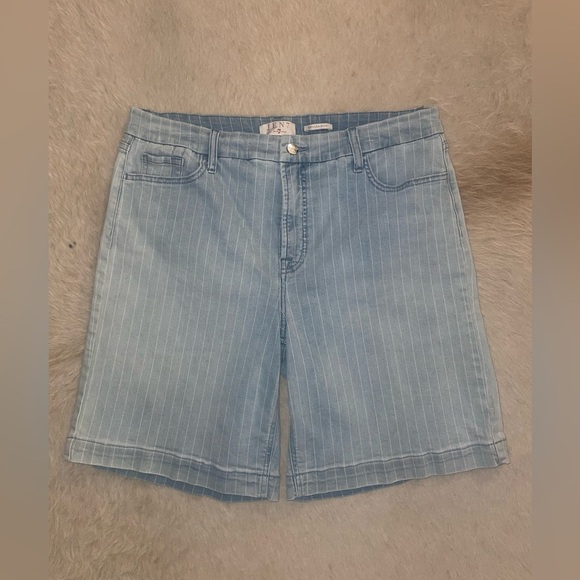 Jen 7 by 7 for All Mankind Pants - Jen 7 by 7 for All Mankind Bermuda Shorts size 16
